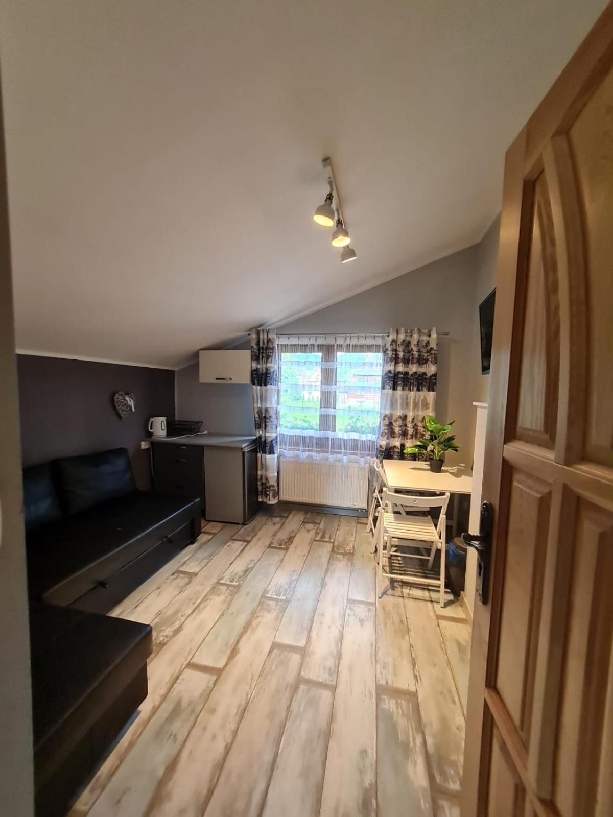 Koliba Nad Bialka Czarna Gora B&B 외부 사진